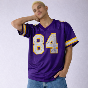 Maillot de football américain tendance 2026 en maille unisexe à manches courtes, streetwear, t-shirts personnalisés pour équipes, fabricant OEM - Product Image 4