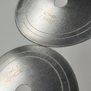 Lame de découpe diamantée fine turbo 100/110/120/150mm blanche OEM pour la découpe et le façonnage du jaspe/agate/cristal - Product Image 1