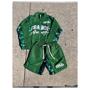 Ensemble veste coupe-vent et short pour homme en nylon et polyester, personnalisable en couleur et logo, idéal pour l'été - Product Image 3