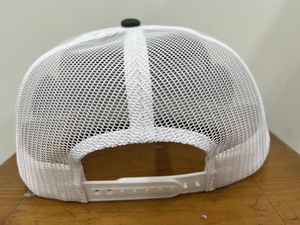 Casquette Snapback Adulte Structurée à Logo Personnalisé, Maille Respirante, Style Quotidien et Extérieur, Fabriquée en Usine au Vietnam - Product Image 3