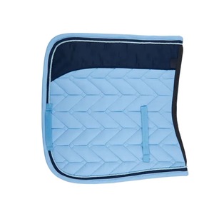 Tapis de selle en fibre de bambou écologique, antibactérien, rafraîchissant et respirant, avec mousse haute densité pour le confort du cheval - Product Image 6