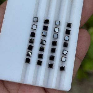 Diamants noirs naturels taille princesse calibrés, non traités, qualité excellente, provenance Afrique, pierres précieuses en vrac pour la joaillerie - Product Image 5