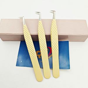 Pinzas de Acero Inoxidable Antimagnéticas con Punta de Diamante en Color Amarillo Mate, con Mango Antideslizante, de 90 Grados, para Pestañas de Mega Volumen - Product Image 5