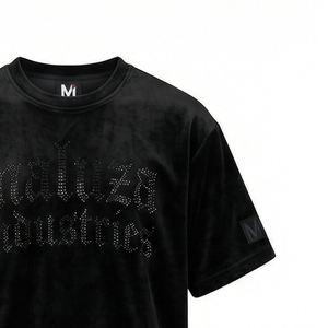 T-shirt Oversize Décontracté Urbain Hip Hop en Velours Premium avec Logo Gothique en Strass MALUZA INDUSTRIES - Product Image 2