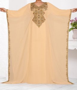 Elegante Abaya Beige Bordada con Ribete Dorado, Cuello Alto, Larga hasta el Suelo, Estilo Oriente Medio, Poliéster, Tallas Grandes, para Mujer - Product Image 1