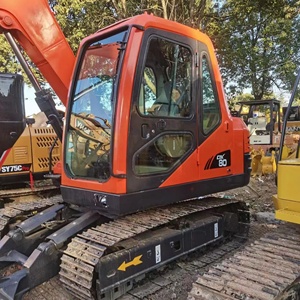 รถขุดตีนตะขาบ Doosan DX80 มือสอง เครื่องยนต์ยันมาร์ 6 ตัน บุ้งกี๋ 0.22-0.25 ลบ.ม. อุปกรณ์ก่อสร้าง รุ่นปี 2022 - Product Image 4