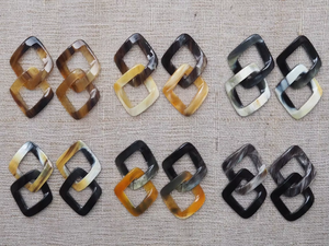 Pendientes de cuerno elegantes y modernos con piel natural para mujer y niña, 100% naturales y ecológicos, estilo moderno. - Product Image 6