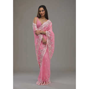 Saree de mariage de créateur avec des fils à broder et des paillettes - Product Image 4