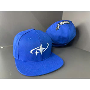 Gorra de Algodón Impermeable Color Caqui Lavado Unisex con Logotipo Personalizado, Diseño Desgastado y Desgarrado, Hebilla Plateada de Cobre - Product Image 4