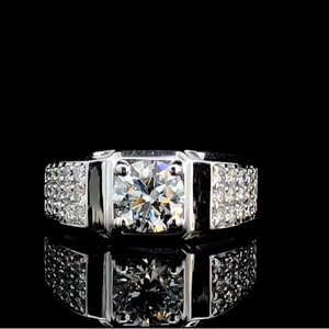 Anillo de Compromiso para Hombre con 2 Diamantes Cultivados en Laboratorio, Oro Sólido de 14K, Corte Redondo, Certificado IGI - Product Image 1