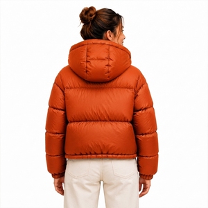 Chaqueta Acolchada Premium para Mujer, Personalizada para Invierno, Informal, con Capucha, Bordado, Cierre de Cremallera, Resistente al Viento - Product Image 2