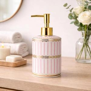 Distributeur de lotion en céramique rose avec pompe, idéal pour les soins de la peau, pour la salle de bain, le comptoir et comme article cadeau, décoration intérieure, provenance Inde - Product Image 1