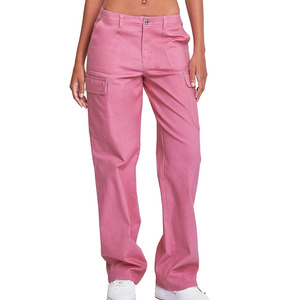 Pantalon de baseball sportswear, produit très tendance, couleur moderne et coupe confortable, pour femmes. - Product Image 1