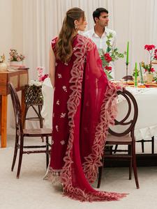 Robe longue indienne rouge brodée pour femme, style Kurta, avec motif floral, idéale pour les mariages et les fêtes traditionnelles, coupe ample en rayonne - Product Image 4