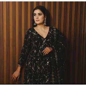 Robes de soirée de créateur stylées avec robe élégante Pent et Dupatta - Product Image 2