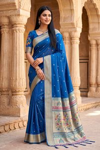 Sari en soie rose douce et lustrée, style Pathani, tissé Zari, style Banarasi, avec bordure florale, pour femmes, pour mariage et fêtes. - Product Image 4
