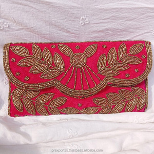 Pochette de soirée vintage en tissu de coton fait main avec broderie perlée et chaîne, sac de créateur de luxe pour fêtes et mariages, personnalisable et tendance - Product Image 2