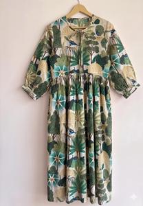 Robe Bohème à Imprimé Tropical pour Femmes, 100% Coton, Manches Bouffantes Trois Quarts, Coupe Ample, Robe Midi d'Été Casual, Taille Élastique, Col Rond - Product Image 2