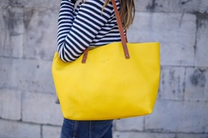 Bolso Tote de Cuero Genuino Hecho a Mano en Color Sólido con Cierre de Cremallera para Uso Diario, Moda Femenina LTB-0243 - Product Image 3
