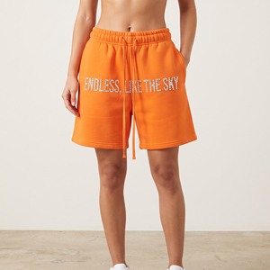 Shorts de jogging décontractés en molleton orange pour femme avec lettrage en strass et cordon de serrage à la taille - Product Image 3