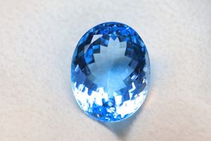 Pierre précieuse authentique de topaze bleue suisse - Topaze bleue suisse facettée de 9x7 mm - Pierre de topaze bleue de forme ovale pour la création de bijoux - Product Image 4