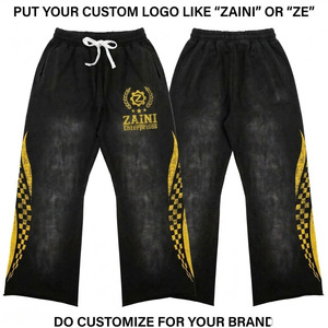 Pantalon évasé droit en molleton 100% coton premium 320 GSM, noir délavé à l'acide, avec panneau latéral doré, logo personnalisé, taille mi-haute, style streetwear - Product Image 1