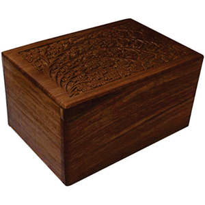 Grande urne funéraire en bois - Urne décorative gravée à la main - Urne funéraire pour cendres humaines adultes - Fournitures funéraires professionnelles - Product Image 1