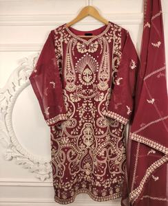 2021 Venta caliente indio pakistaní completamente bordado gasa Salwar Kameez viscosa seda rayón con la última camisa pesada hecha a mano - Product Image 2