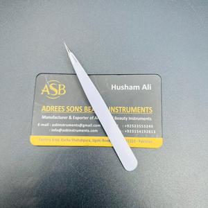 แหนบปลายแหลมสีขาวด้าน พร้อมปลายสีเงิน สำหรับถอนขนบนใบหน้าอย่างแม่นยำ ผลิตจากสแตนเลสสตีล ปรับแต่งได้ตามความต้องการ (OEM) - Product Image 6