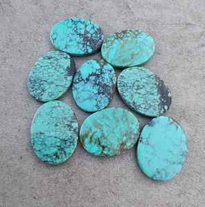 Turquesa tibetana natural en forma de moneda ovalada, piedra suelta para la fabricación de joyas y manualidades. - Product Image 1