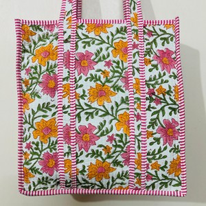 Women's Large Cotton Quilted Weekender Duffle <b>Bag</b> <b>Boho</b> Style Printed Lightweight Outdoor Travel Luggage for Vacation Holidays - Product Image 5