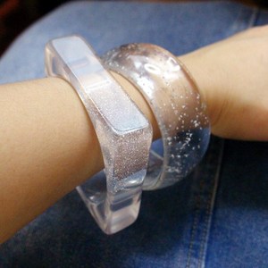 Juego de Brazaletes de Resina de Aspecto Antiguo, Tamaño Personalizado, Hechos a Mano, Alta Calidad, Brazaletes de Resina para Mujeres y Niñas, Ligeros y Cómodos - Product Image 4