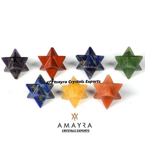 Set de Sanación con Pirámide Merkaba de Siete Chakras, Caja de Madera, Piedras Naturales, Venta al por Mayor, Amayra Crystals Exports INDIA - Product Image 4