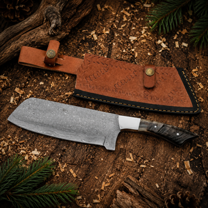 Couteau de Chef Hachoir à Viande et Légumes en Acier Damas Forgé à la Main, Manche Ambidextre en Corne de Bélier, Lame de 7 Pouces, Style Moderne - Product Image 1