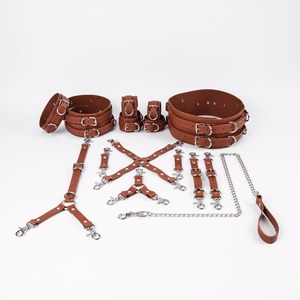 Ensemble de 16 pièces de restraints en cuir véritable vintage robustes pour B2B, kit de bondage haut de gamme, équipement fétichiste premium, logo personnalisé, unisexe - Product Image 1