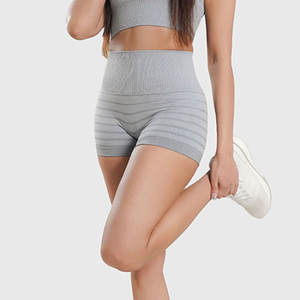 กางเกงโยคะผู้หญิงแบบเรียบ พรีเมียม ฟิตเนส รับผลิตตามสั่ง (OEM) ราคาโรงงาน ขายส่ง เนื้อผ้านุ่ม ระบายอากาศ แห้งเร็ว ยืดได้สี่ทิศทาง - Product Image 1