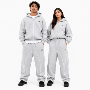 Conjunto Deportivo Unisex de 2 Piezas en Felpa, Sudadera con Cremallera Completa, Pantalones Deportivos Relajados con Ribete en Contraste, Gris Claro, 100% Algodón, Ropa Urbana, Logotipo Personalizado - Product Image 2