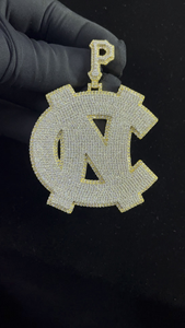 Collar con Colgante de Logotipo NC Iced Out, Joyería de Lujo Inspirada en el Hip Hop y los Deportes, con Micro Pavé de Piedras Brillantes - Product Image 5