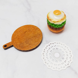 <b>Mini</b> Resin Hamburger Ornament Hand Painted Food Figurine DIY Dollhouse <b>Desk</b> Decoration for Age 14+ - Product Image 3