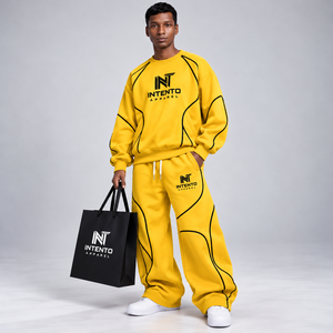 Conjunto Deportivo de Forro Polar Amarillo Sólido para Hombre, Sudadera con Capucha y Pantalones Jogger con Logotipo Personalizado, Ropa Deportiva de Dos Piezas con Rayas en Contraste - Product Image 1