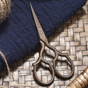 Tijeras Profesionales para Manicura, Diseño Curvo Simple, Cuadradas, Afiladas, de Acero Inoxidable, Cortaúñas, Precio Razonable - Product Image 6