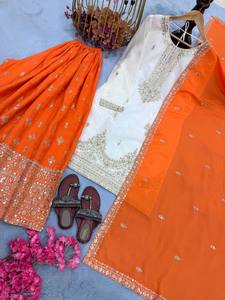 Nouvel ensemble Salwar Kameez Plazzo Dupatta réversible coupe ajustée hiver/été à séchage rapide en pure soie Chinon - Product Image 5
