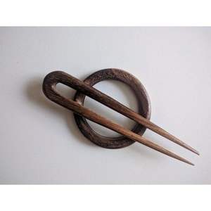 Palillo de Pelo Tradicional Hecho a Mano, Artesanía en Madera y Bambú, Accesorio para el Cabello - Product Image 1