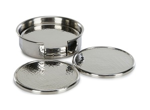 Sous-verres décoratifs en métal pour tasses à café, mugs à thé et verres à boisson dans les hôtels et les restaurants - Product Image 1