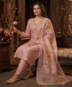 Pink Embroidered Cotton Kurta / Kurti Floral Dupatta Women Traditional Wedding Party Wear India Pakistan Style Hand Drawn Sun - Product Image 2
