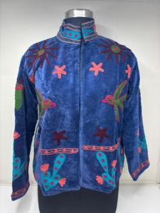 Chaquetas Acolchadas de Piel de Oveja con Bordado Suzani a Mano, Diseño Floral Tradicional, Estilo Boho Folclórico, Moda de Invierno, Venta al Por Mayor - Product Image 4