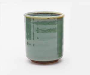 Taza de Té de Cerámica Contemporánea con Esmalte de Doble Tono, Forma Cilíndrica Suave, Sellada con Calor, Ideal para Momentos de Bebida Consciente - Product Image 2