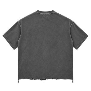 เสื้อยืดครอปสีเทาชาร์โคล แขนสั้น คอกลม ขอบดิบ สไตล์ลำลอง สตรีทแวร์  พร้อมโลโก้ Black Hill Sports ดีไซน์ทันสมัย - Product Image 5