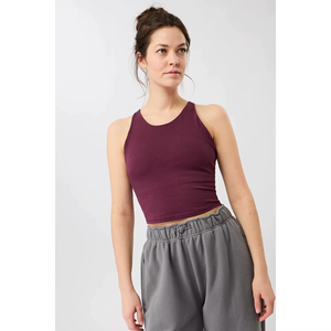 Haut court de sport pour femme, léger, extensible et respirant, idéal pour le yoga et l'entraînement – Vêtements de sport OEM, fabricant de marque privée, haute qualité - Product Image 4