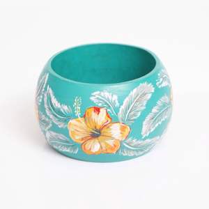 Brazaletes de Madera Hechos a Mano con Motivos Florales Tradicionales Indios, Accesorios Artesanales de Madera por RR ENTERPRISES - Product Image 1